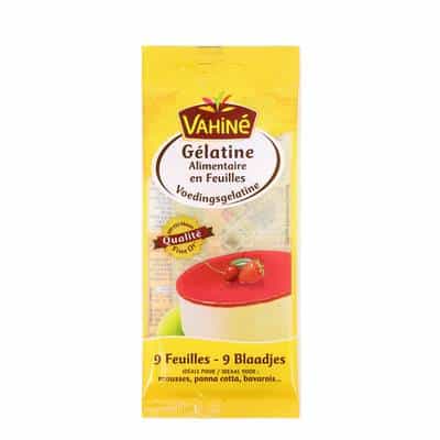 Poupée de taille moyenne avec ses habits, selon photos (Gebraucht) in