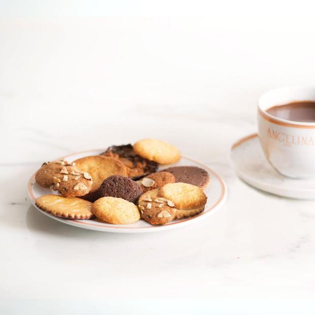 3392070019004 - Angelina Paris - Boite assortiment de biscuits