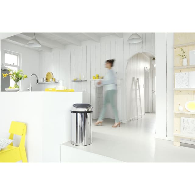 8710755402609 - Brabantia - Poubelle touch bin acier brillant