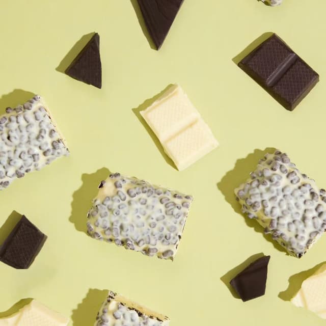 4255582813234 - Koro - Barre protéinée crunchy cookie dough vanille