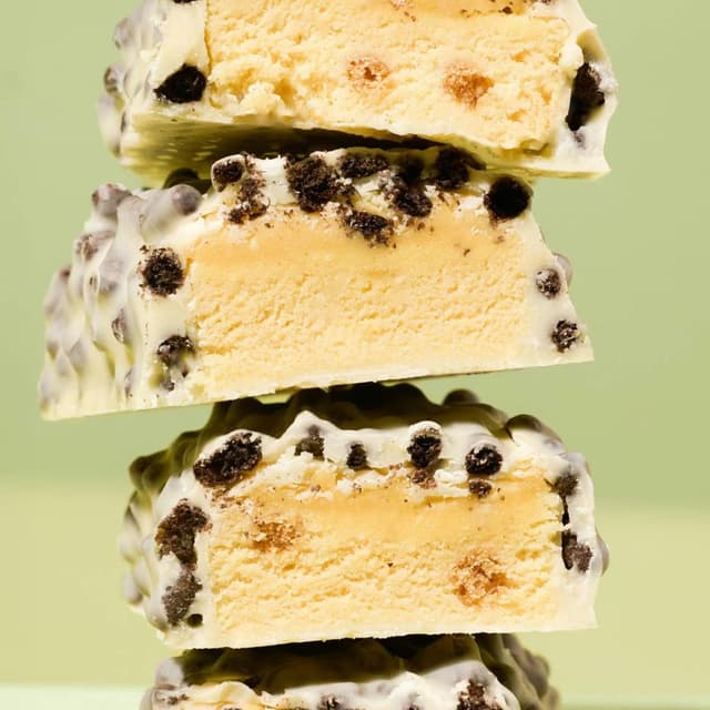 4255582813234 - Koro - Barre protéinée crunchy cookie dough vanille