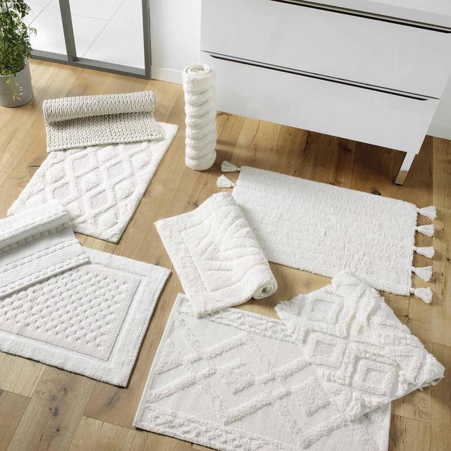 3574388016276 - Douceur D Interieur - Tapis de bain + pompon coton blanc