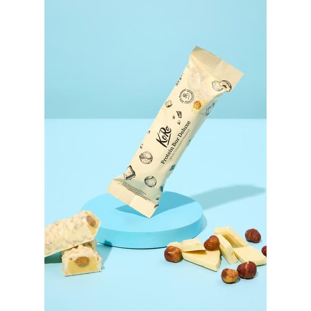 4255582815078 - Koro - Barre protéinée Deluxe noisettes - chocolat blanc
