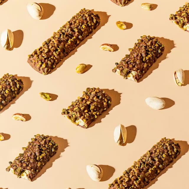 4255582800487 - Koro - Barre protéinée Deluxe pistache 