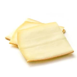 Le Chariot à fromages, Artisan Fromager Raclette Fumée au Bois de Hêtre Artisanale tranchée - Lait de vache cru, 1 Part - environ 200g