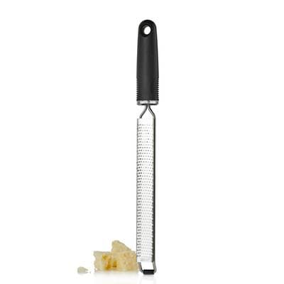 Adhoc Râpe grain très fin en acier inox et manche noir, 1 pièce
