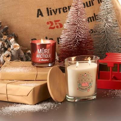 3065872763016 - Devineau - Bougie sérigraphiée rouge Parfum Mûre d'Alaska