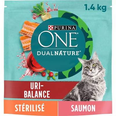 Purina - One Croquettes Saumon Cranberry Dual Nature Système Urinaire pour Chat Stérilisé, 1,4kg