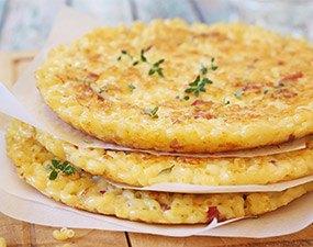 Galettes de coquillettes à l'emmental