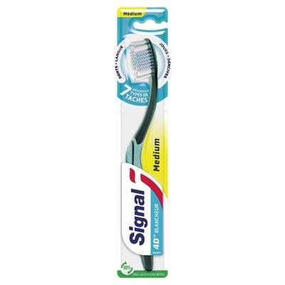 Signal Brosse à dents 4D Blancheur Medium, 1 brosse à dents