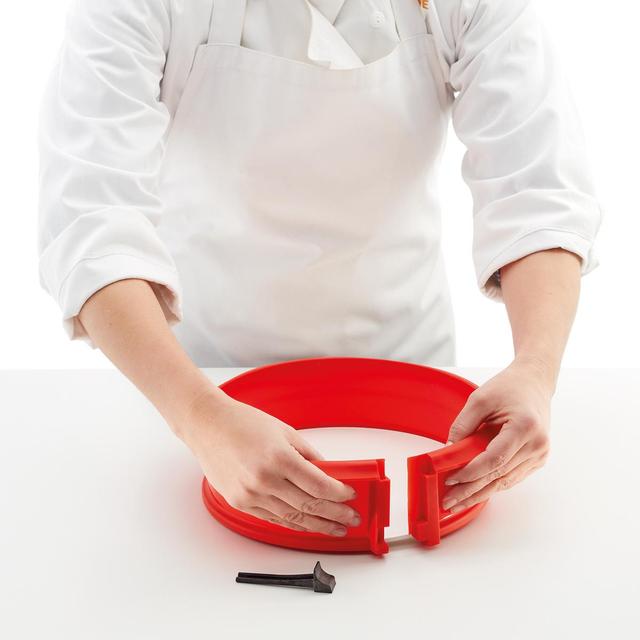 8710755880421 - Lékué - Moule à gâteau avec plaque, 23 cm