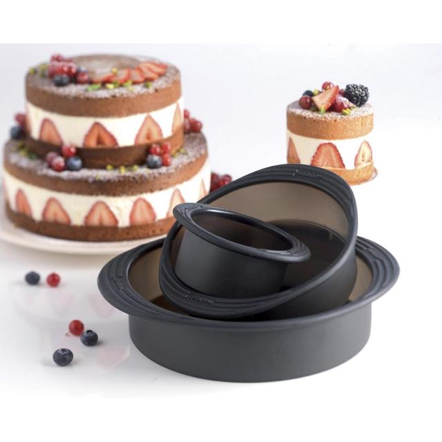 3485990404651 - Mastrad - Coffret création gâteau Licorne, Rainbow cake- 3 Moules, 1 poche, et embouts
