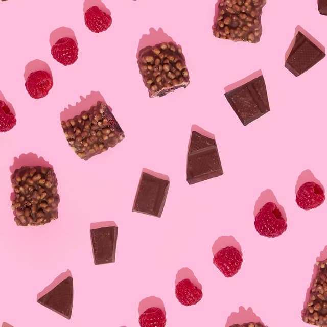 4255582813593 - Koro - Barre protéinée Deluxe vegan framboise - chocolat