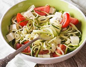 Salade de courgettes crues au citron vert
