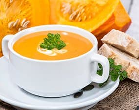 Veloute de potiron aux noisettes