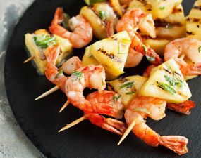Brochettes crevettes, chorizo et ananas