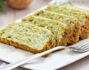 Flan de courgettes à la menthe et sa saute tomate